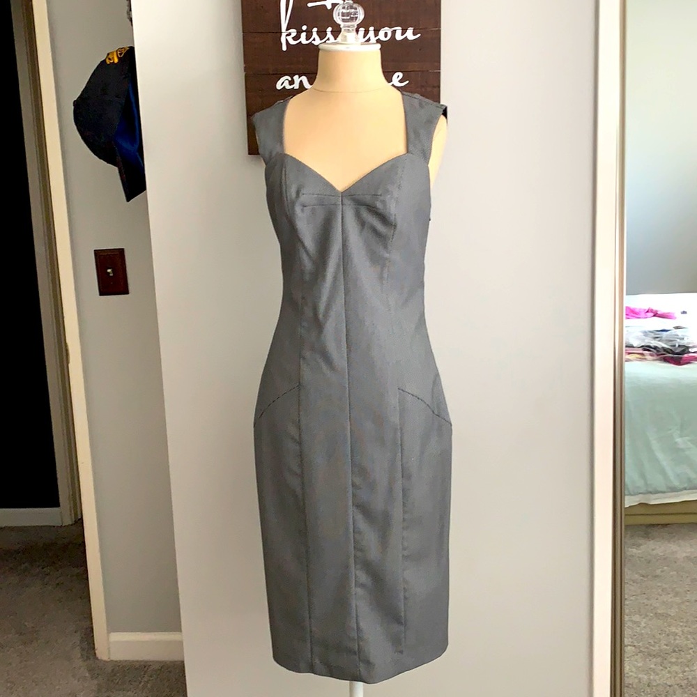 Express design studio size 6 shift dress.